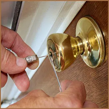 City Locksmith Shop Westborough, MA 508-375-3926 - 4-lock-opening